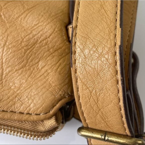 B.O.C. Born Concept Tan Faux Leather Purse - Picture 14 of 16